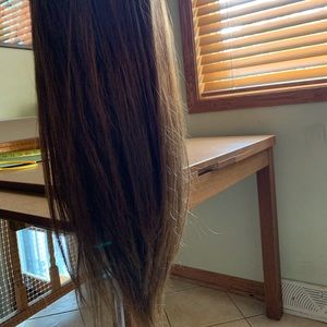 Cosmetology mannequin head-24"